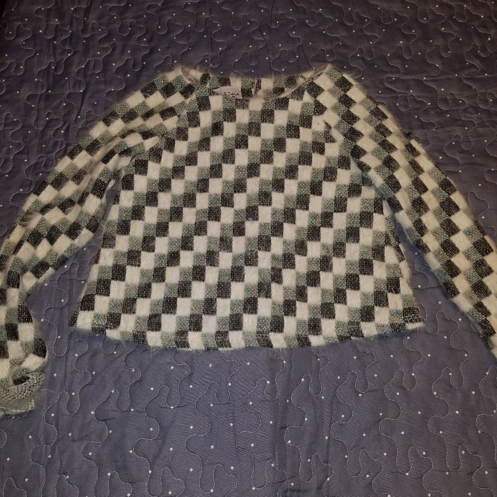 Pippa & Julie sweater size 6
